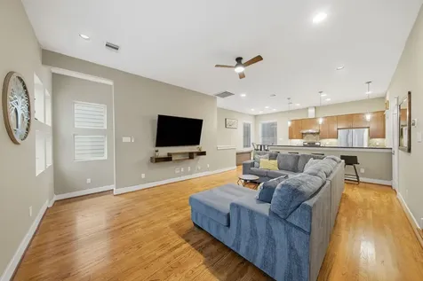 1036 W 24th Street Houston TX 77008