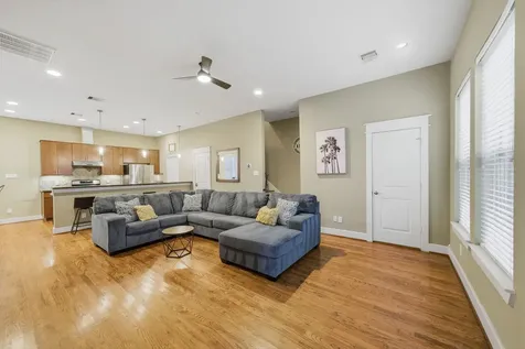 1036 W 24th Street Houston TX 77008