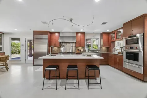 623 Pinehaven Drive Houston TX 77024
