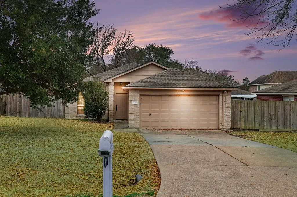 322 Moonwalk Street Montgomery TX 77356