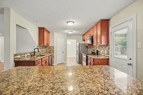 2875 Pebble Canyon Lane Dickinson TX 77539