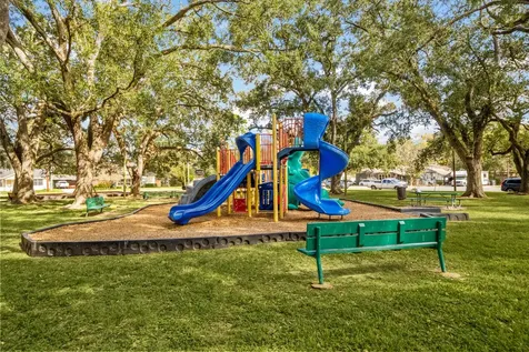 816 W Adoue Street Alvin TX 77511