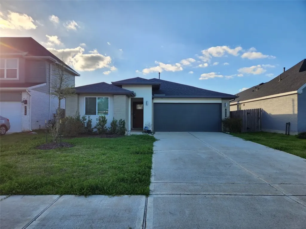 4934 Natchez Trace Arcola TX 77545