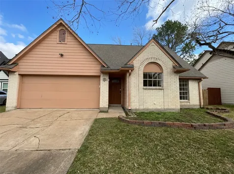 1606 Blue Heather Lane Fresno TX 77545
