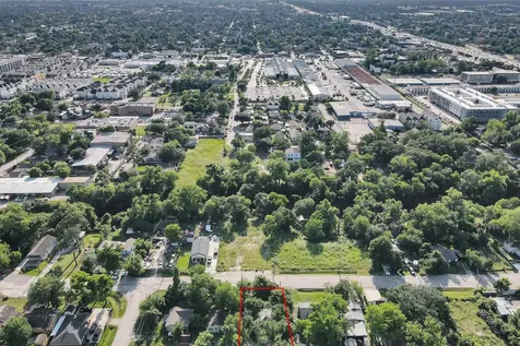 5606 Enid Street Houston TX 77009