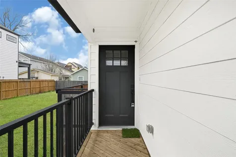 3513 Omega Street Houston TX 77022