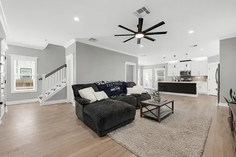 3513 Omega Street Houston TX 77022