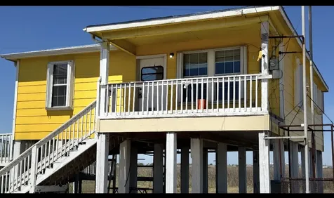 7437 S 7th Avenue Sabine Pass TX 77655