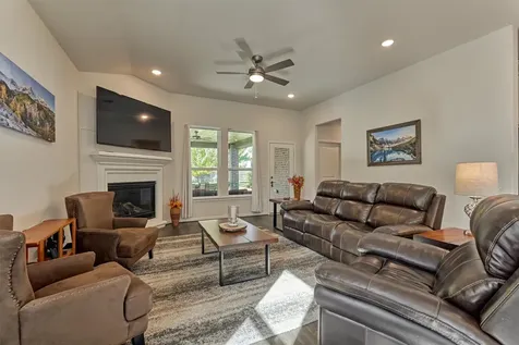 332 N Arrowhead Lane Montgomery TX 77316
