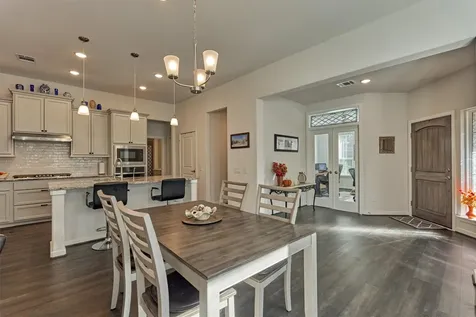 332 N Arrowhead Lane Montgomery TX 77316