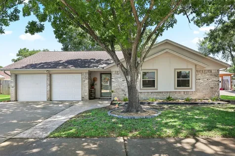 1819 Meadow Creek Drive Pearland TX 77581