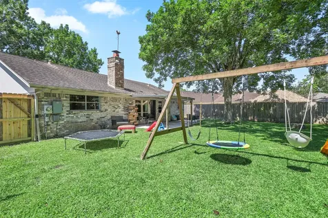 1819 Meadow Creek Drive Pearland TX 77581
