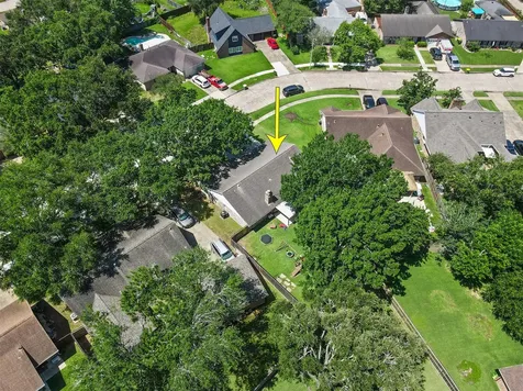 1819 Meadow Creek Drive Pearland TX 77581