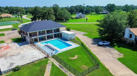 445 Carolcrest Lane 312 Livingston TX 77351