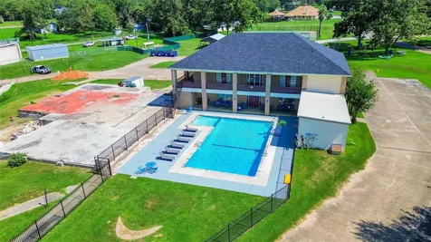 445 Carolcrest Lane 312 Livingston TX 77351