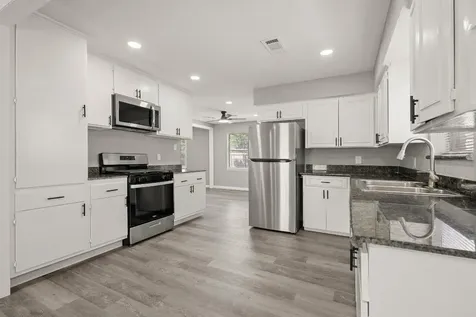 2707 Mount Vernon Drive Dickinson TX 77539