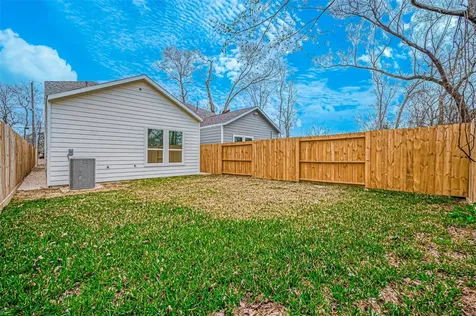 9418 Madera Road Houston TX 77078