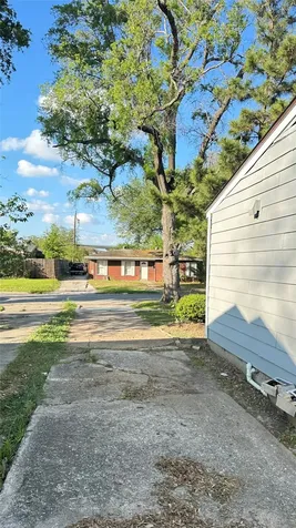 7418 Thurow Street Houston TX 77087