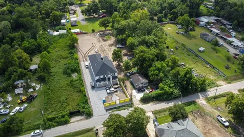 9409 Irby Street Houston TX 77088