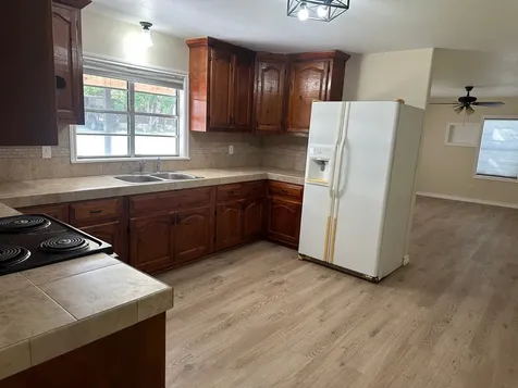 719 Eckel Street La Grange TX 78945