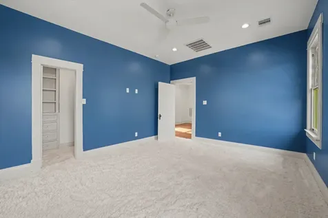 404 Avondale Street Houston TX 77006