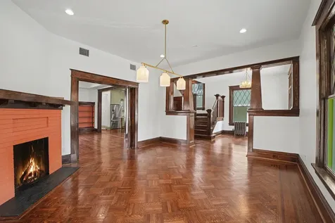 404 Avondale Street Houston TX 77006