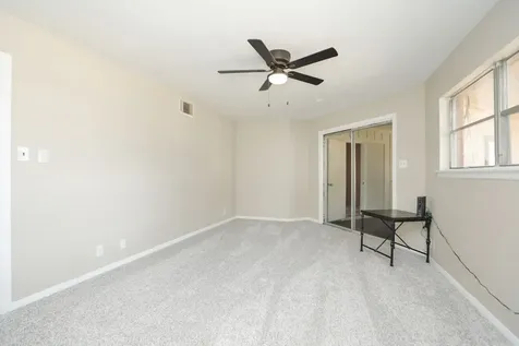 8235 Dover Street Houston TX 77061