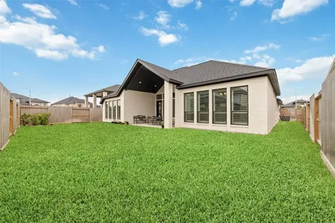 5511 Holly Hollow Lane Fulshear TX 77441