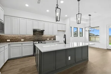 12123 Canal View Boulevard Mont Belvieu TX 77523
