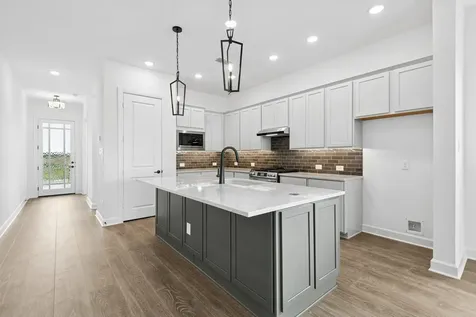 12123 Canal View Boulevard Mont Belvieu TX 77523