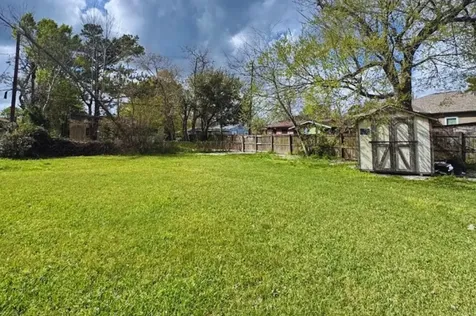 2 Pacific Circle Orange TX 77630