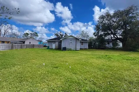 2 Pacific Circle Orange TX 77630