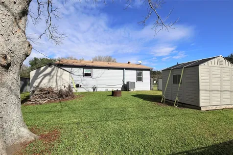 6611 Wayne Johnson Avenue Hitchcock TX 77563