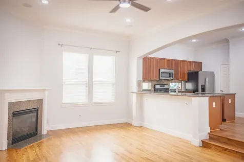 920 W 26th Street Houston TX 77008