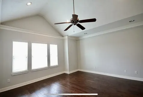920 W 26th Street Houston TX 77008