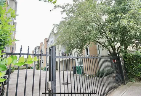 920 W 26th Street Houston TX 77008