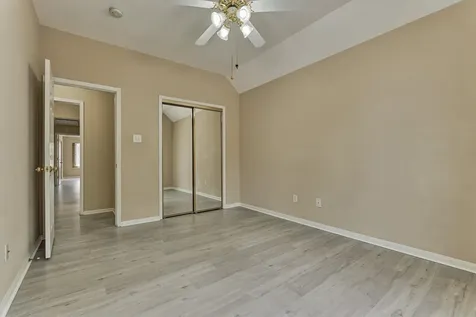 14420 Walters Road 26 Houston TX 77014