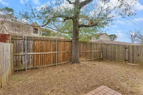 14420 Walters Road 26 Houston TX 77014