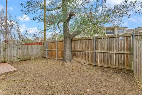 14420 Walters Road 26 Houston TX 77014