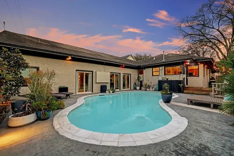 1754 Hawthorne Street Houston TX 77098
