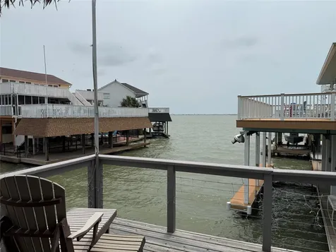 1222 Oahu Drive Galveston TX 77554