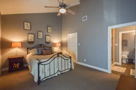 4002 Knollcrest Drive Montgomery TX 77356
