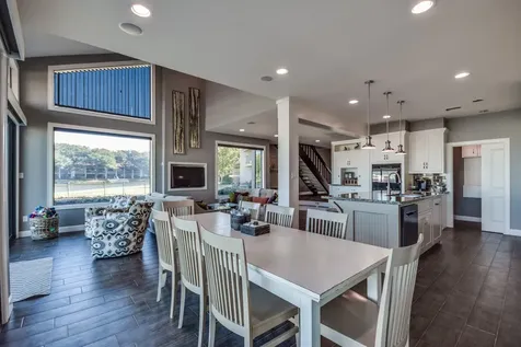 4002 Knollcrest Drive Montgomery TX 77356