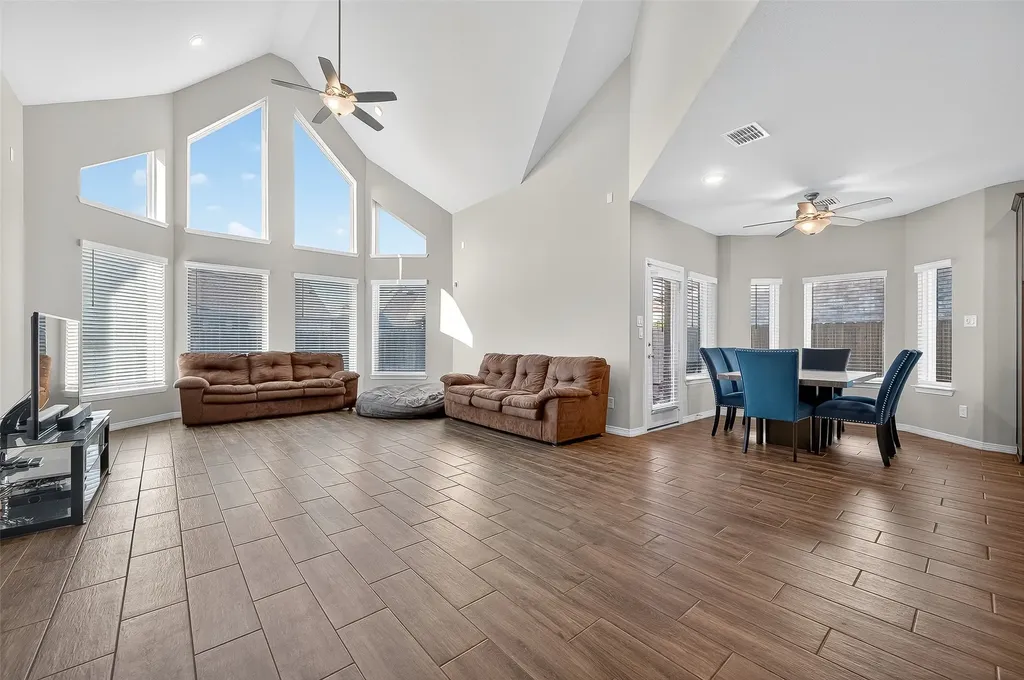 1122 Vidalia Onion Drive Richmond TX 77406
