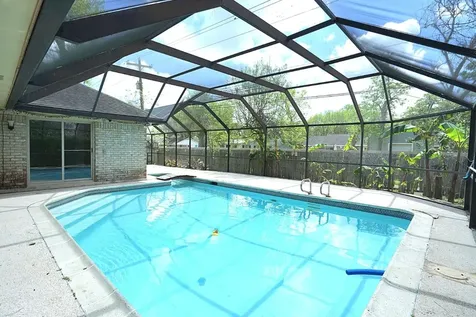 209 Dogwood Street Lake Jackson TX 77566
