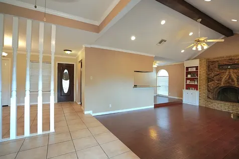 209 Dogwood Street Lake Jackson TX 77566