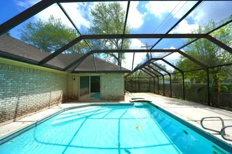 209 Dogwood Street Lake Jackson TX 77566