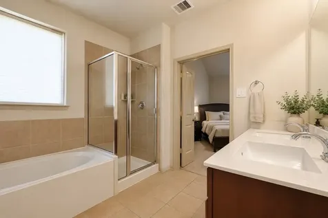 5804 Lawrence Court Pearland TX 77584