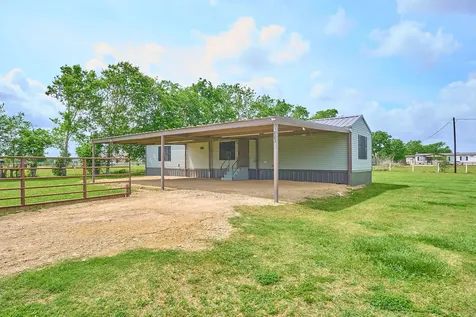 1003 Nunez Street Beasley TX 77417
