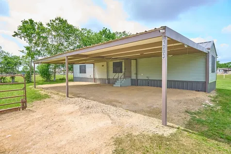 1003 Nunez Street Beasley TX 77417